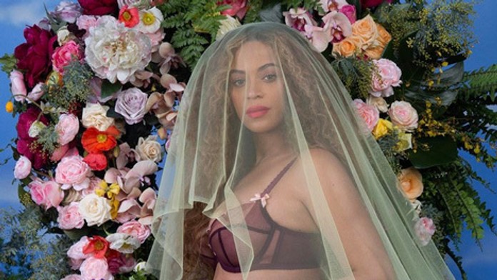 Fotka tehotnej Beyoncé vyvolala hotové šialenstvo