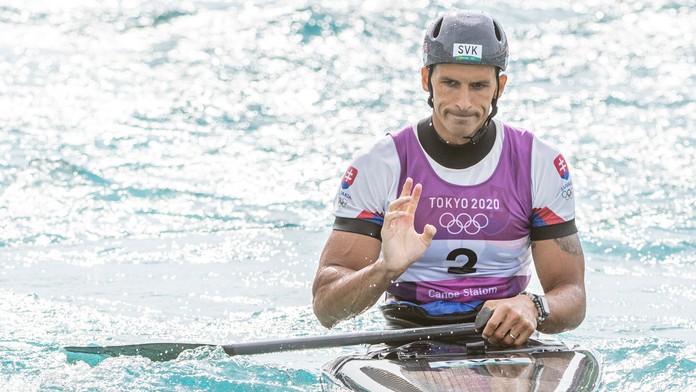 Na snímke slovenský vodný slalomár Matej Beňuš v cieli po finálovej jazde v C1 vo vodnom slalome.