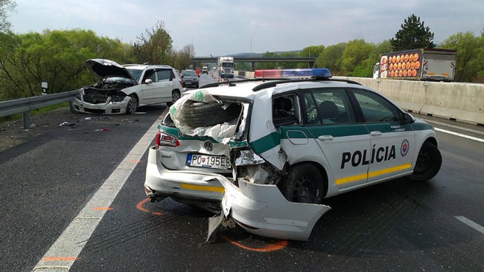 Pohľad na hromadnú nehodu pri Prešove.