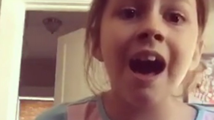 Sadiella Shroyerová krásne prespievala pieseň od Adele.