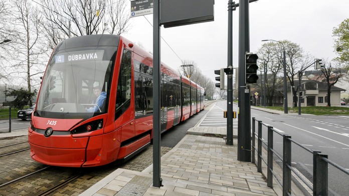 MHD v Bratislave (ilustračná snímka)