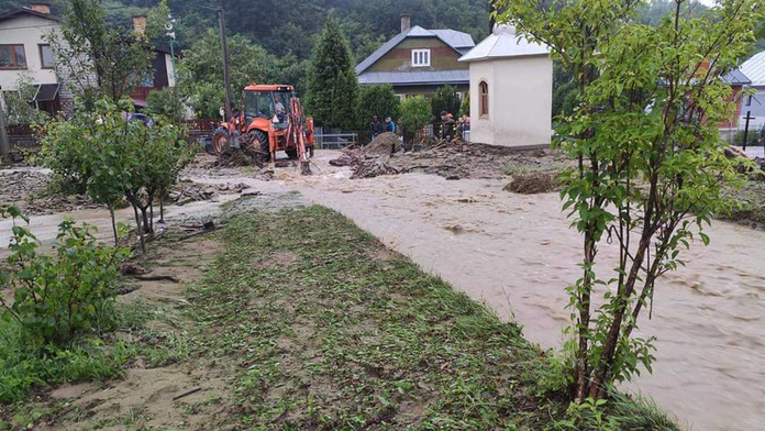 Zaplavená obec Lenartov.