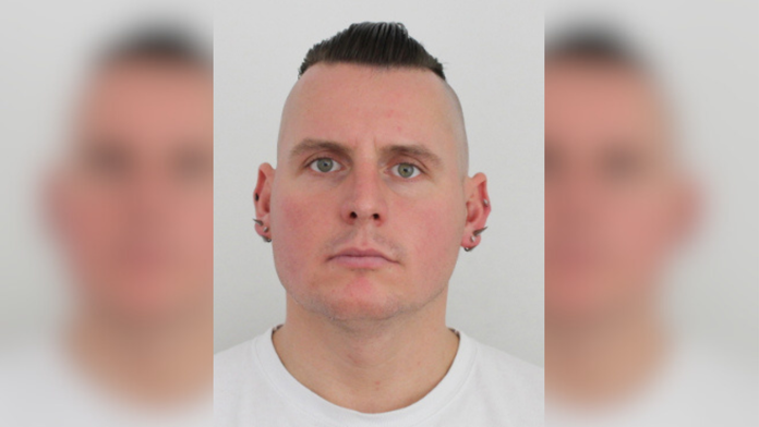 Daniel Bombic, známy ako Danny Kollar