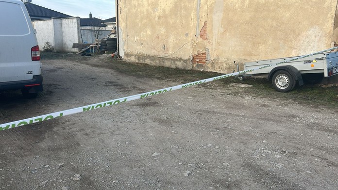 Brutálny zločin pri Trnave. Na muža (†61) smrteľne zaútočila nožom jeho družka