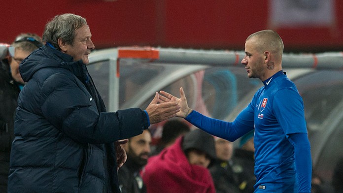 Tréner Ján Kozák a Vladimír Weiss ml. 