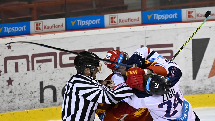 Lewis Capaldi a Niall Horan na BRITs 2020