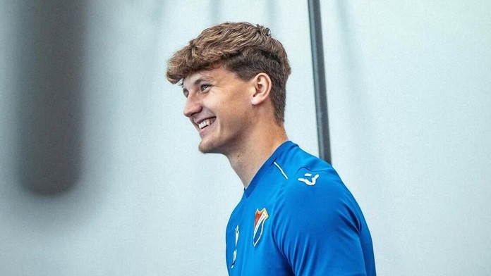 Zrazu ma sleduje aj Calzona, na to mám vlastný názor. Mladého Slováka chcú do repre i Česi, koho si vyberie?