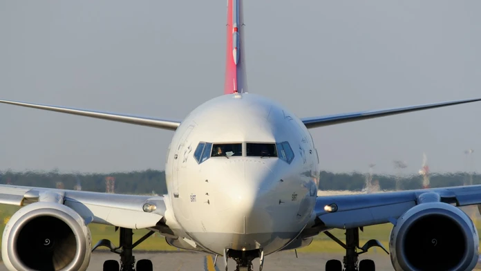 FOTO: Boeing so 145 ľuďmi na palube stratil počas letu vonkajší panel