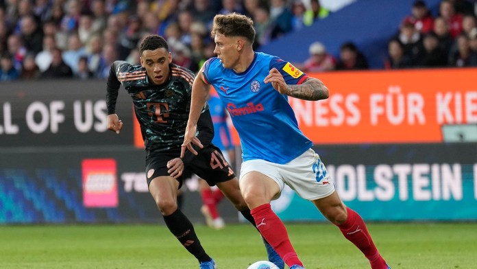 Slovenský mladík debutoval proti Bayernu, bol pri ťažkej prehre svojho tímu. Vavro na premiéru čaká