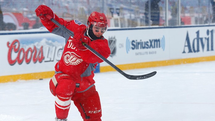 Tomáš Tatar počas tréningu pred Winter Classic.
