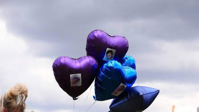 Smrť Alfieho zasiahla mnohých ľudí.