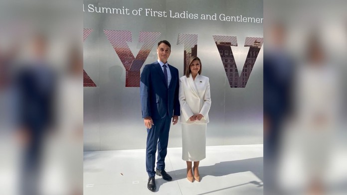 Juraj Rizman pricestoval na pozvanie manželky ukrajinského prezidenta Oleny Zelenskej na Ukrajinu