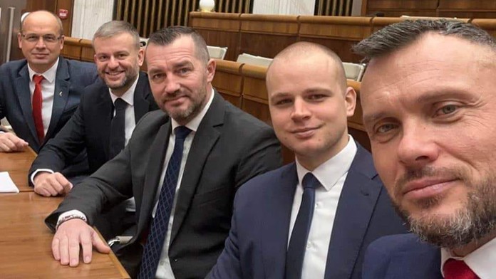 Poslanci za stranu Republika 