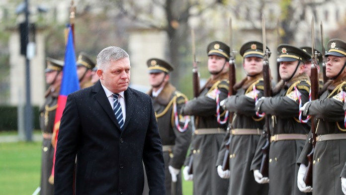 Fico sa chystá telefonovať s ukrajinským premiérom Šmyhaľom. Má preňho ponuku