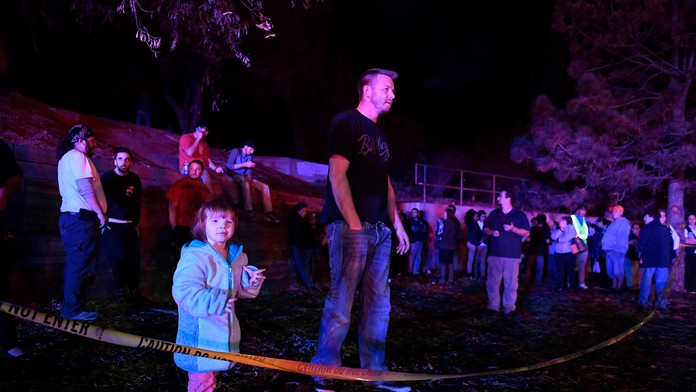 Nemá súdnosť? S kilami navyše v priehľadnom body namiesto plaviek