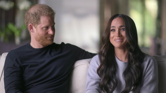 Princ Harry a Meghan Markle v dokumente
