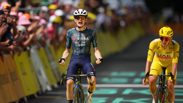 Špurt najväčších hviezd ovládol Vingegaard. Zdolaný Pogačar má však žltý dres v moci aj po 11. etape