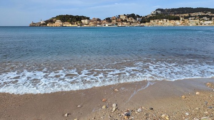 Po sérii akrobatických kúskov nasledoval pád do mora. Pri Malorke sa zrútilo malé lietadlo