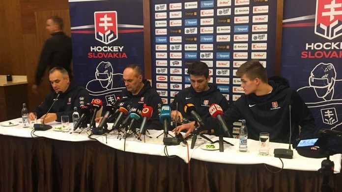 Nová posila Realu Madrid Brahim Díaz na oficiálnom predstavení.