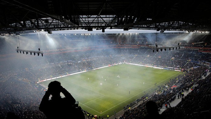  Nový futbalový štadión Grande Stade OL v Decines neďaleko francúzskeho Lyonu.
