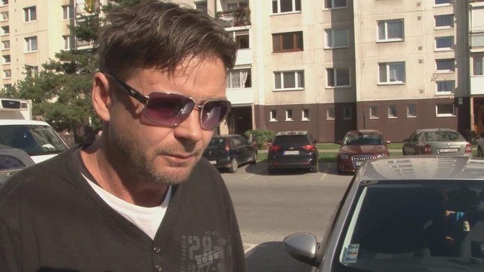 Symboly predstavujúce guľku v čele. Za vyhrážanie sa primátorovi skončil vo väzbe