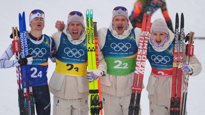 Francúzi získali v štafete historické zlato. Favorizovaní Nóri sa museli uspokojiť so striebrom