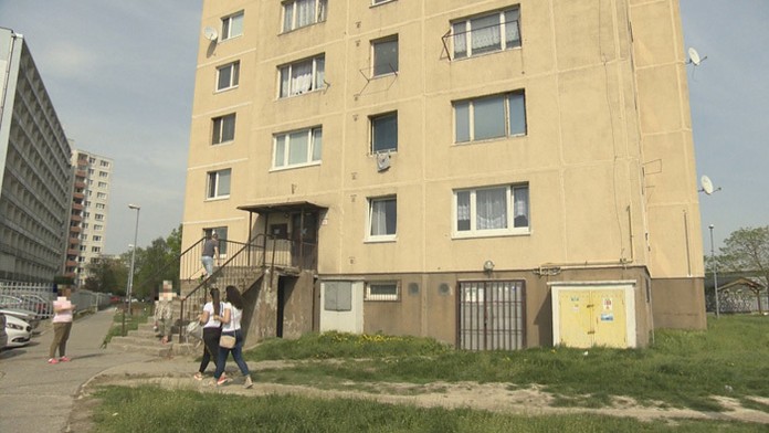 Panelák na Kopčianskej ulici v bratislavskej Petržalke.