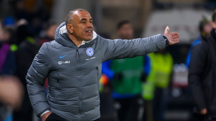 Z reprezentácie náhle vypadli až štyri opory. Calzona musel povolať týchto nováčikov