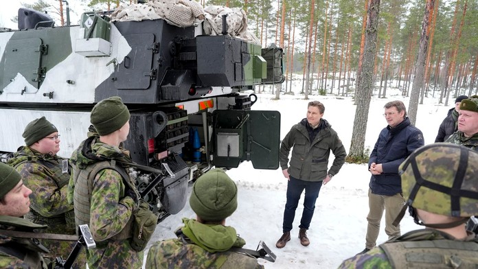 Lacnejšia a rýchlejšia vojenská pomoc pre Ukrajinu? Ako na to Európe ukázal jeden z najaktívnejších spojencov Kyjeva