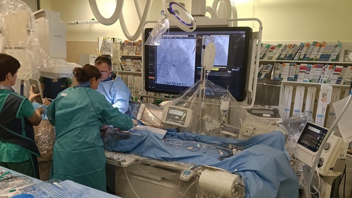 Muž bol prakticky na pokraji smrti. Slovenskí lekári mu zachránili život špeciálnou liečbou