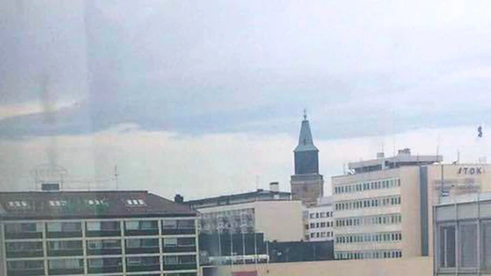 Pohľad na námestie v Turku, kde muž zaútočil nožom na ľudí.