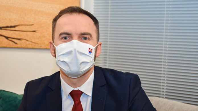 Ruskí mierotvorci počas hliadkovania v meste Berdzor v samozvanom regióne Náhorný Karabach 26. novembra 2020.