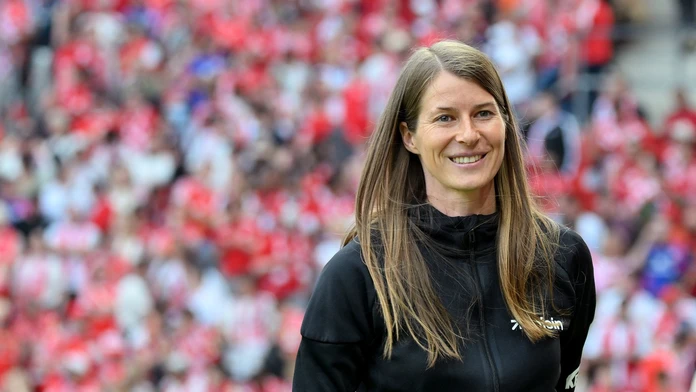 Bundesliga: Trénerka Etová slávi prvý triumf, boj o záchranu je poriadne zamotaný, týka sa aj Slováka