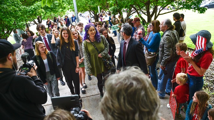 Skupina mladých aktivistov, ktorá  zažalovala americký štát Montana.