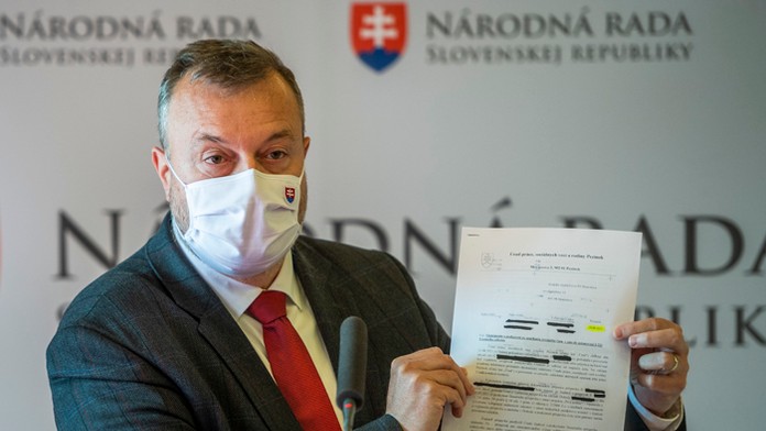 Minister Milan Krajniak.