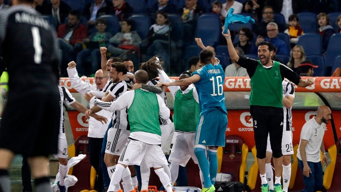 Pre Juventus je to už rekordná 34. ligová trofej. 