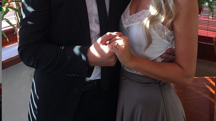 Na snímke Milan Špánik (ĽSNS) skladá poslanecký sľub