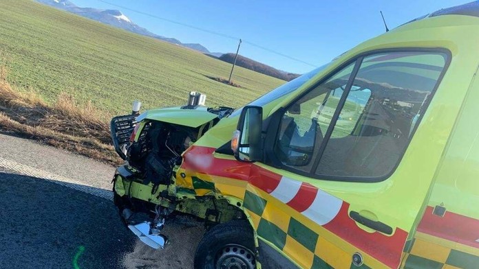 Nehoda záchranárov.