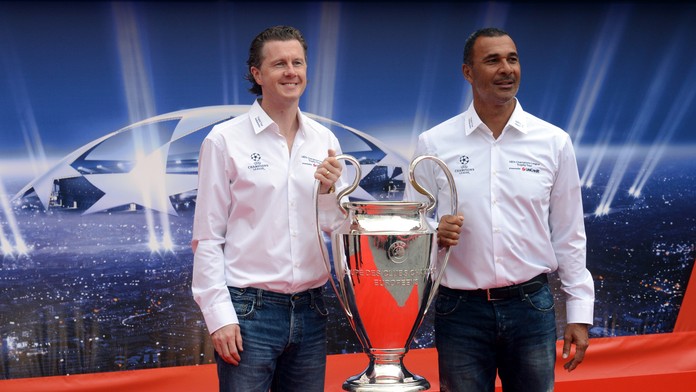 Slávna trofej určená pre víťaza Ligy majstrov je od piatka v Bratislave. Pobudne tu do nedele 28. septembra.