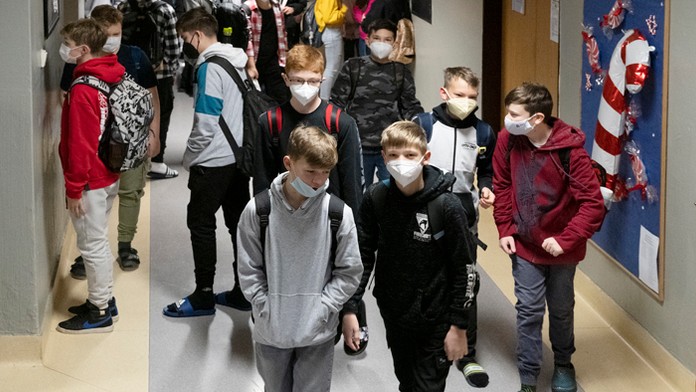 Nástup detí do Základnej školy Pavla Marcelyho.