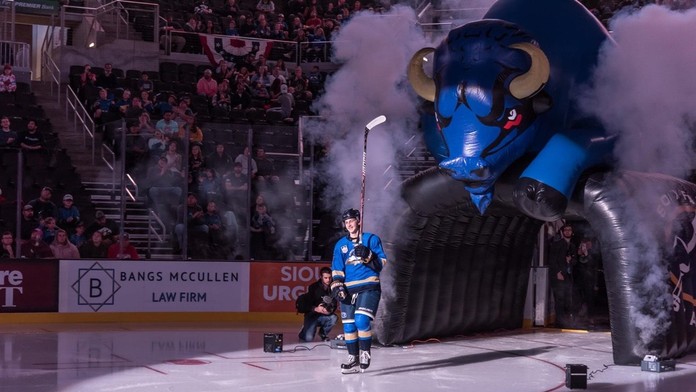 Na ceste z dovolenky zistil, že bol draftovaný do NHL. Z gratulácií mu takmer vybuchol mobil