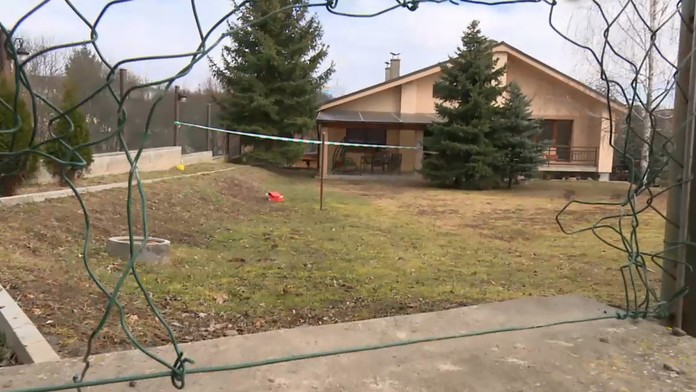 Hrozivé detaily z útoku na rodinu vo Veľkom Krtíši. Z postupu zlodejov mrazí