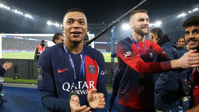 Mbappé údajne požaduje od PSG milióny eur. Dôvodom má byť nevyplatená mzda za posledné mesiace