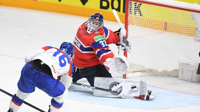 Má formu ako hrom. Nie z NHL, ale hráč z českej ligy môže byť naším streleckým žolíkom na MS (rozhovor)