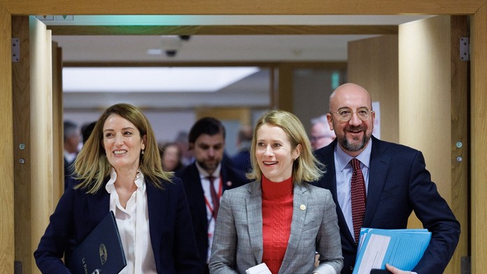 EÚ podporuje návrat k rokovaniam o iránskom jadrovom programe