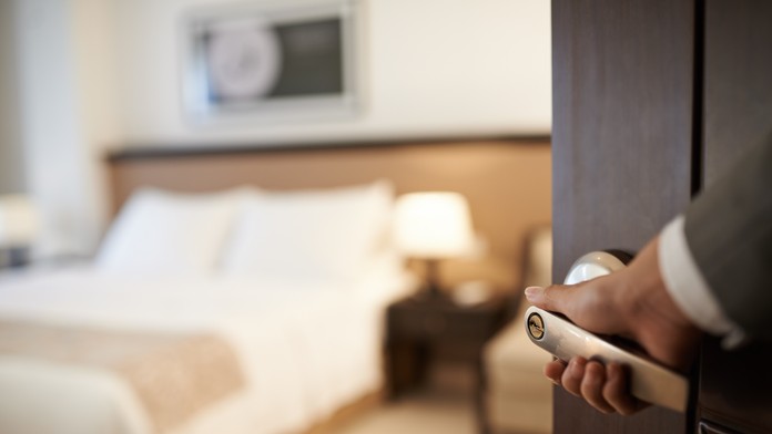 Hotel v Nemecku zaviedol nové pravidlá. Ľudí to rozdelilo do dvoch skupín