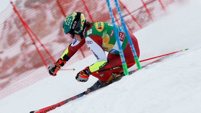 Úvodné preteky sezóny priniesli domácu radosť. Obrovský slalom v Söldene ovládla Julia Scheibová