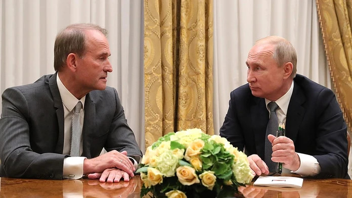 Slovensko si brúsi zuby na časť Ukrajiny, tvrdí Putinov ukrajinský „parťák“. Jej rozdelenie považuje za správne
