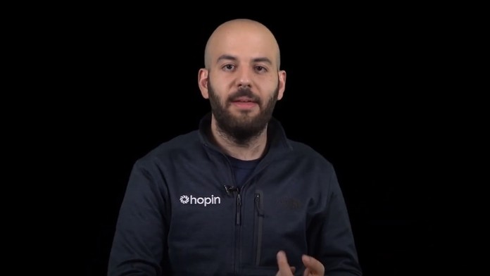 Johny Boufarhat rozprávkovo zbohatol počas pandémie.