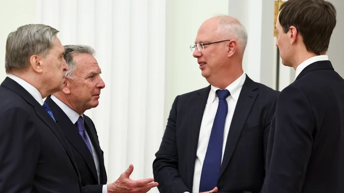 Začali sa rokovania Ukrajiny, Ruska a Spojených štátov. Je to prvá trojstranná schôdzka o ukončení vojny